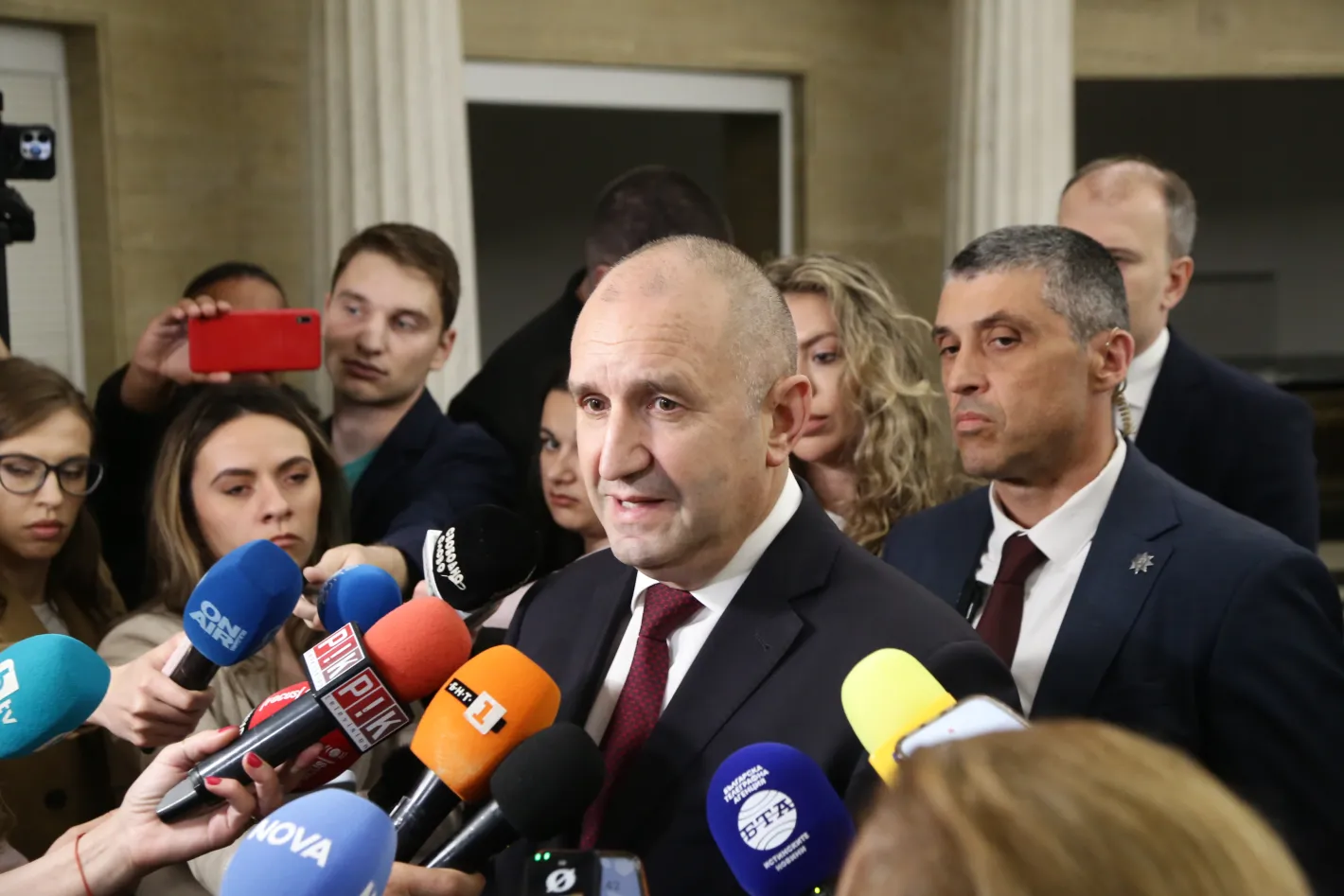 Политолог посочи решителната битка за оцеляването на "Прогресивна България"