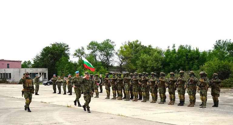 Дронове взривиха джипове, командоси щурмуваха сграда в учение „Strike Back-26“