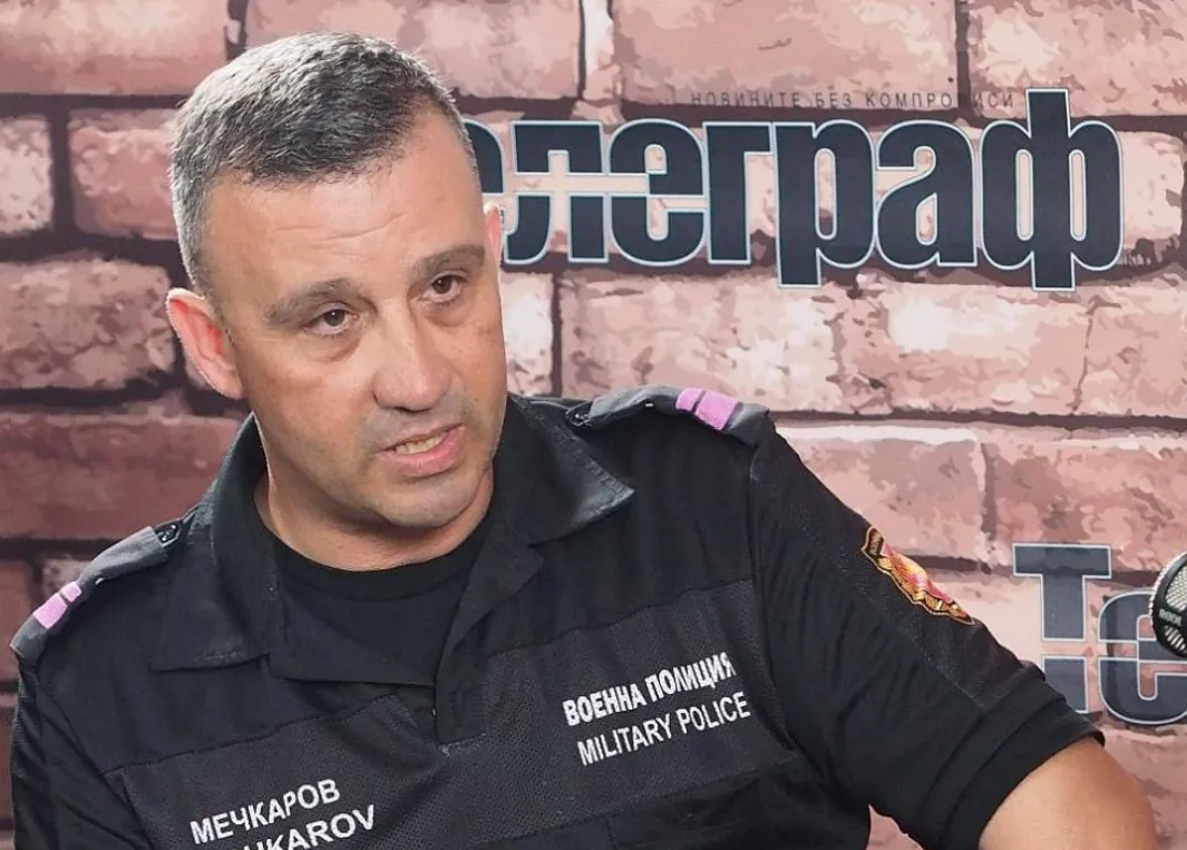 19 дни под огъня в Багдад: Ангел Мечкаров минал през ада в Ирак