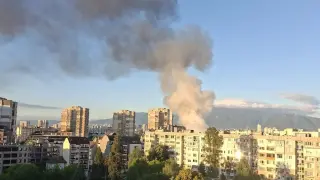 Голям пожар в квартал "Надежда" в София Кадри