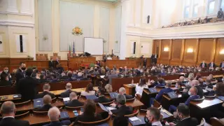 Кабинетът готви 19 млрд. евро за отбрана до 2035 година