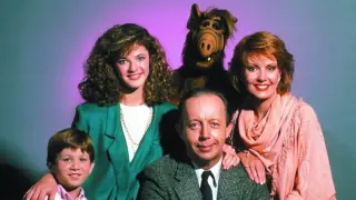 Почина актриса от култов сериал от 90-те, скъсвал българите от смях