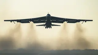Американски стратегически бомбардировач се разби