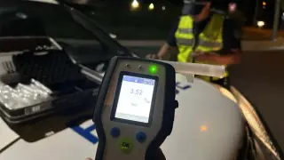 Пиян подкара общински камион и предизвика катастрофа в Слънчев бряг