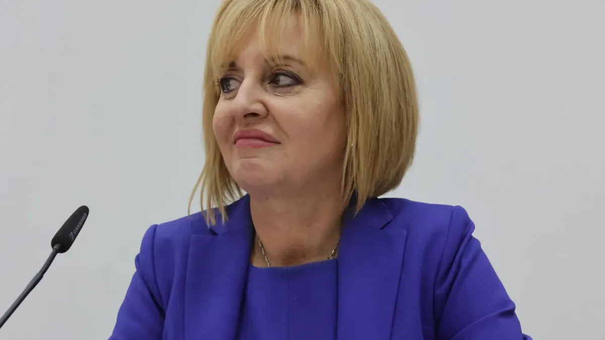 Мая Манолова: Търговска верига ме съди за 25 000 лв.