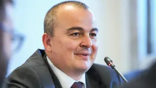 Абровски заплаши веригите, оказвали натиск: Не е заради "Кошница с грижа", но ще бъдем безкомпромисни