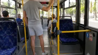 Стефан влезе в градския транспорт и нищо не направи, а всички го зяпаха като хипнотизирани Снимка