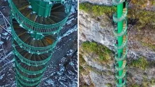Уникална вита стълба е изградена в Китай