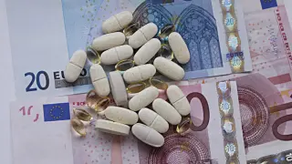 Риск от по-скъпи лекарства? Фармацевти настояват за по-висока надценка