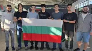 Български ученици обраха медалите на Европейската олимпиада по физика