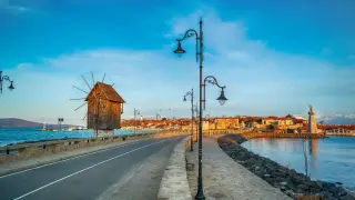 Преди курортния бум: Така са почивали "трудещите се селяни" в Несебър през 60-те години