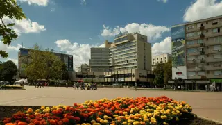 Нов модерен комплекс с четири зали в Добрич
