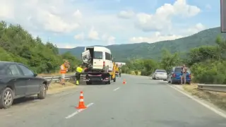 Гореща новина за тримата служители на АПИ, прегазени от кола