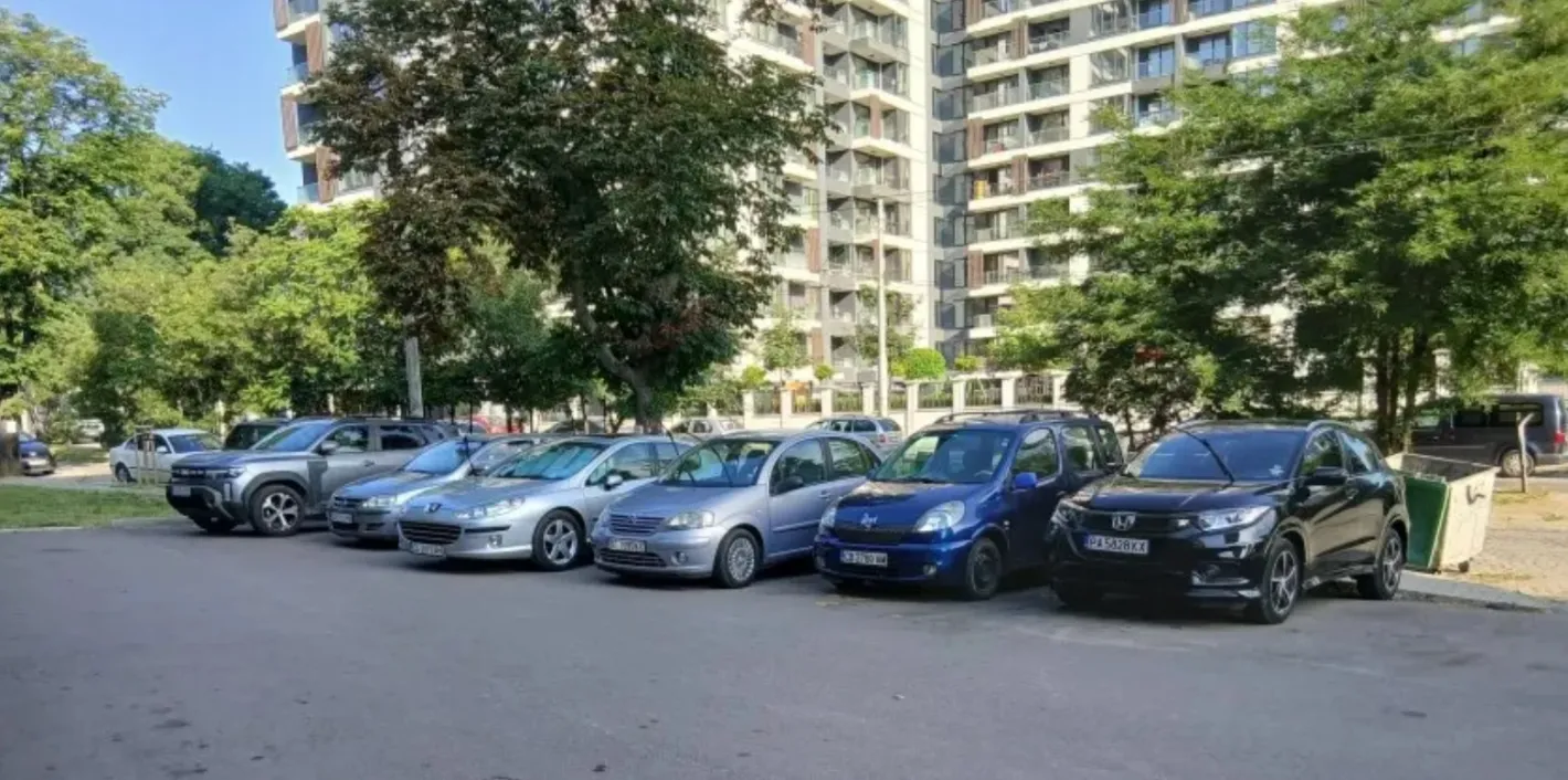 Софиянец спретна акция срещу селяните в "Банишора" Снимки