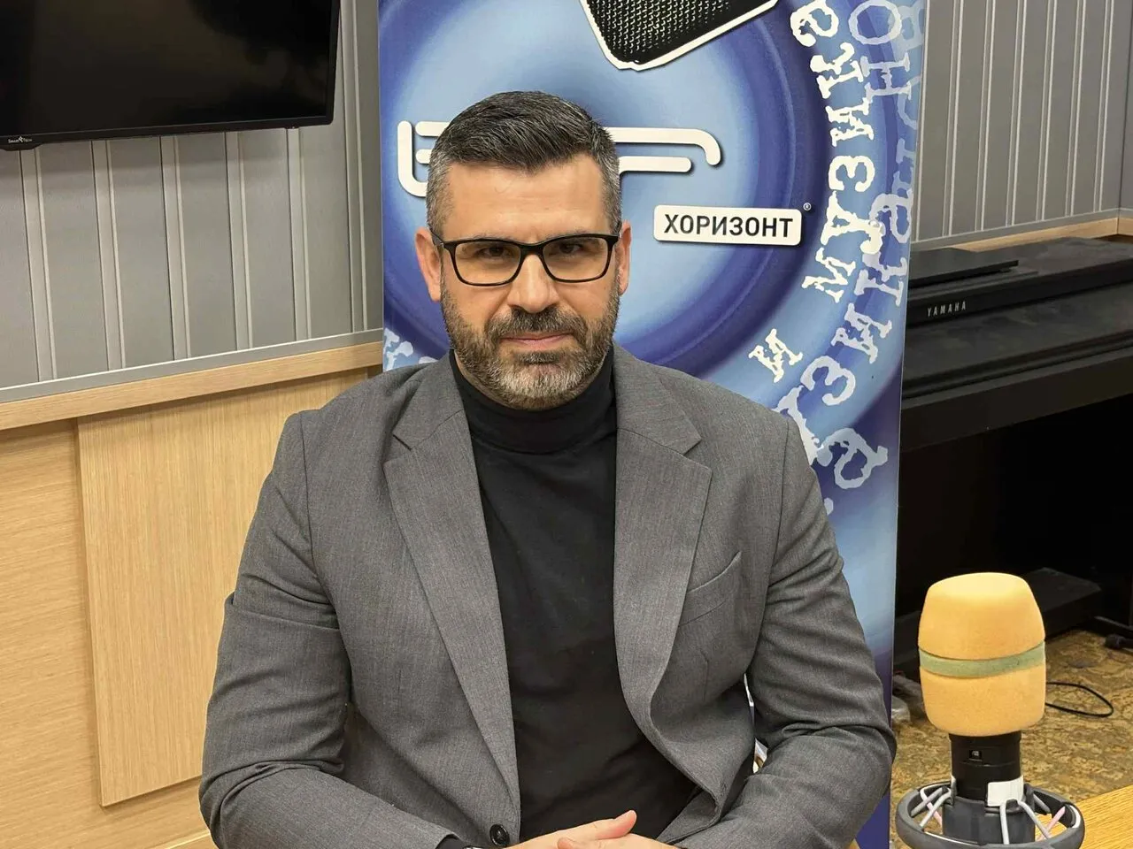 Кузман Илиев: Влизането в еврозоната е като "кон за кокошка" - Радев да разследва манипулираните данни