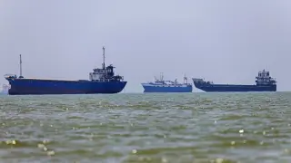 Дрон удари турски цивилен кораб и уби готвач- Черно море вече е зона на постоянен риск