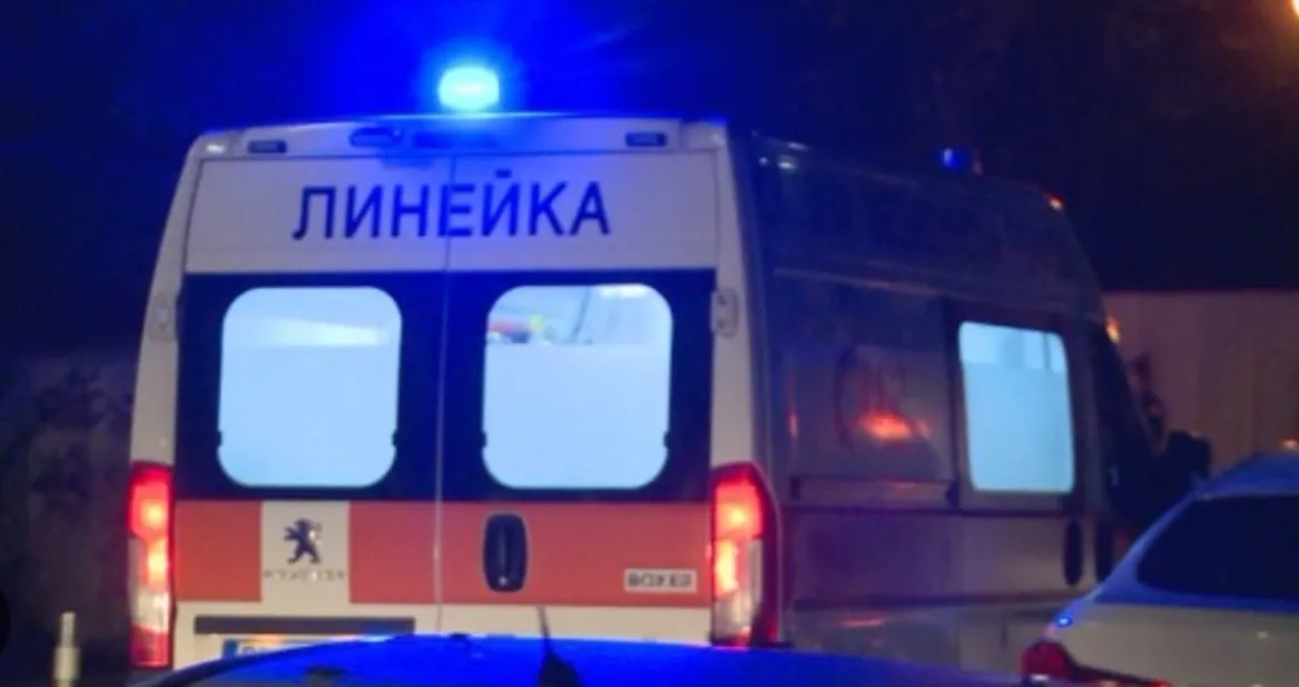 Тежка катастрофа на пътя Бургас - Слънчев бряг, хора лежат на пътното платно