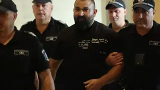 Примката се затяга: Решиха какво ще правят с задържаните от "Калашниците"