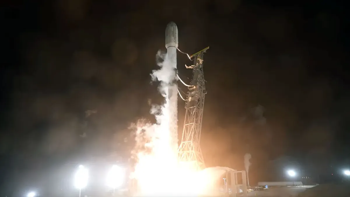 SpaceX изстреля мистериозна капсула, никой не знае какво има на борда