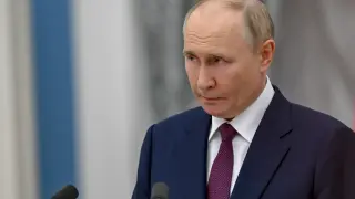 „Вие сте крадец и убиец. Всички ви мразят“: Рускиня поиска Путин да се махне от Русия