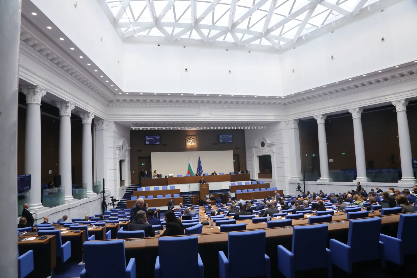 Парламентът решава съдбата на ВСС! Ключови промени в закона за съдебната власт