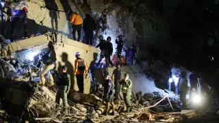 Венецуела обяви извънредно положение след двете силни земетресения