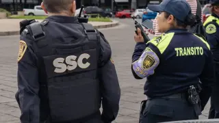 Автомобил се вряза в празнуващи фенове след мач на Мексико в Кабо Сан Лукас