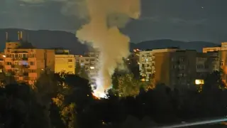 Пожар или експлозия: Нови детайли за случилото се посред нощ в „Люлин“