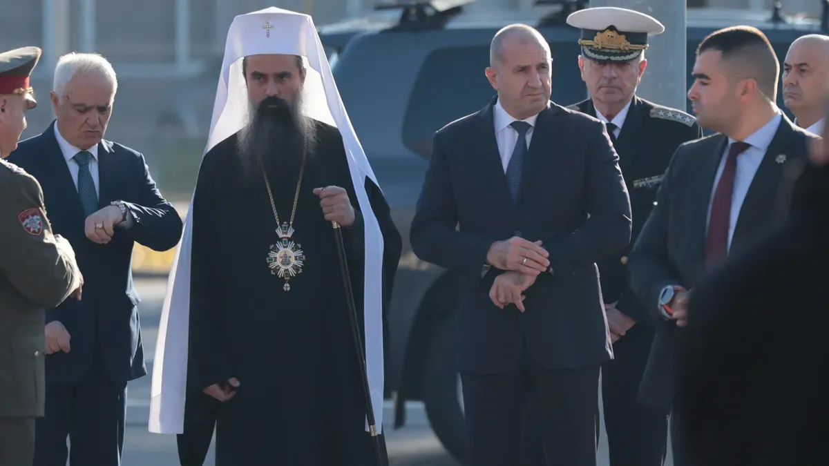 Патриарх Даниил подкрепи Румен Радев за свалянето на санкциите срещу руския патриарх Кирил