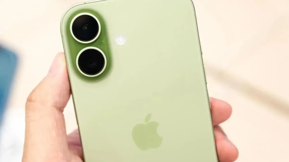 Apple разочарова: Базовият iPhone 18 може да остане без част от AI функциите