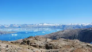 Безпрецедентен температурен рекорд в Арктика: Живакът доближи 30°C