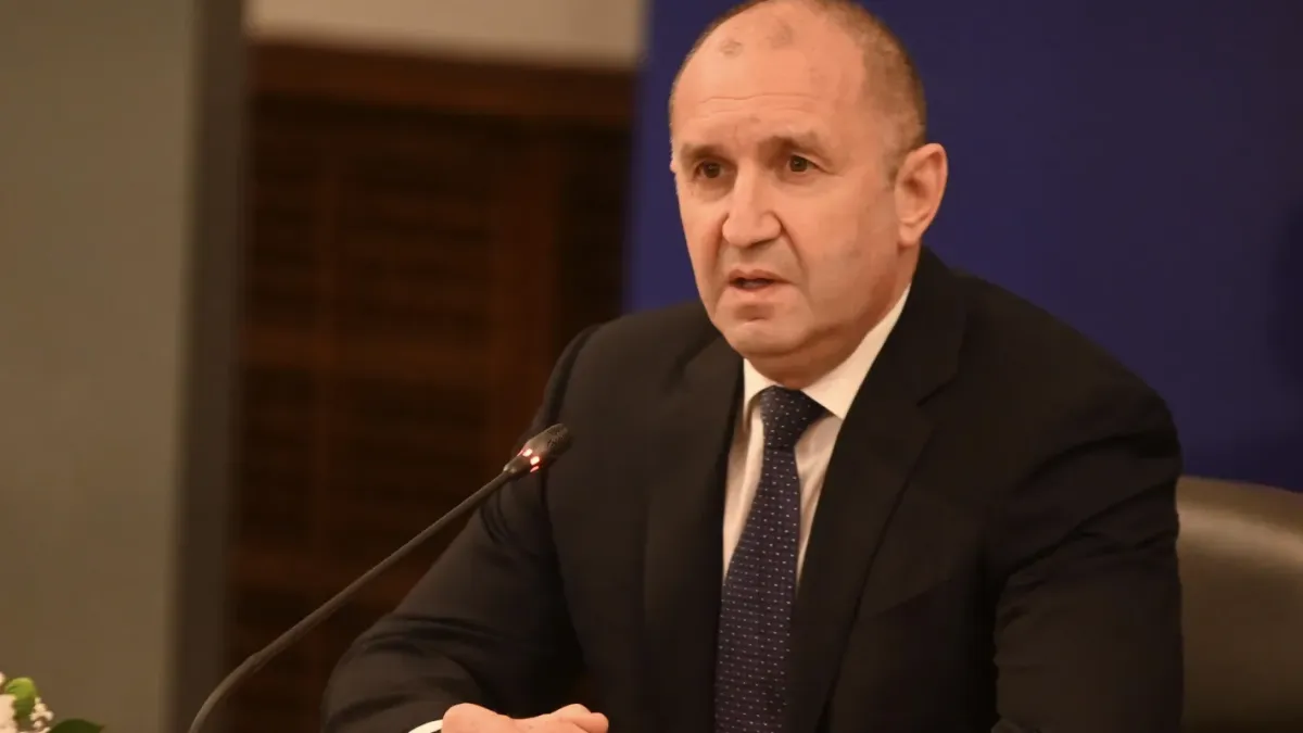 Румен Радев: Икономическият ръст се постига чрез инвестиции и експорт, не чрез раздаване на пари