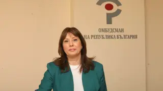 Омбудсманът с препоръки към МВР и МОН заради осъждан мъж за блудство, назначен на работа в училище