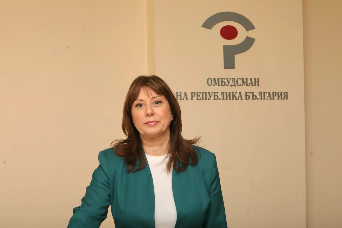 Омбудсманът с препоръки към МВР и МОН заради осъждан мъж за блудство, назначен на работа в училище