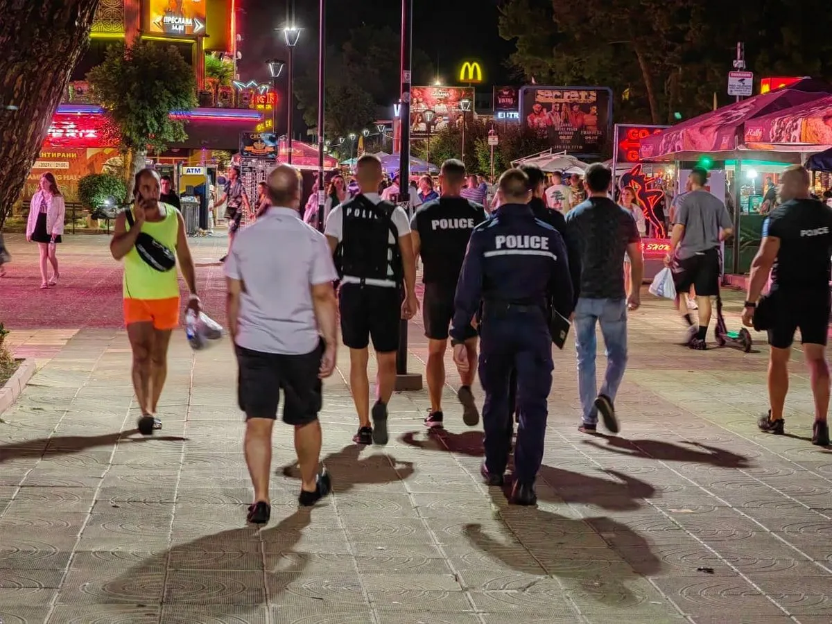 10 задържани за едно денонощие в Слънчев бряг по време на акция срещу наркотиците