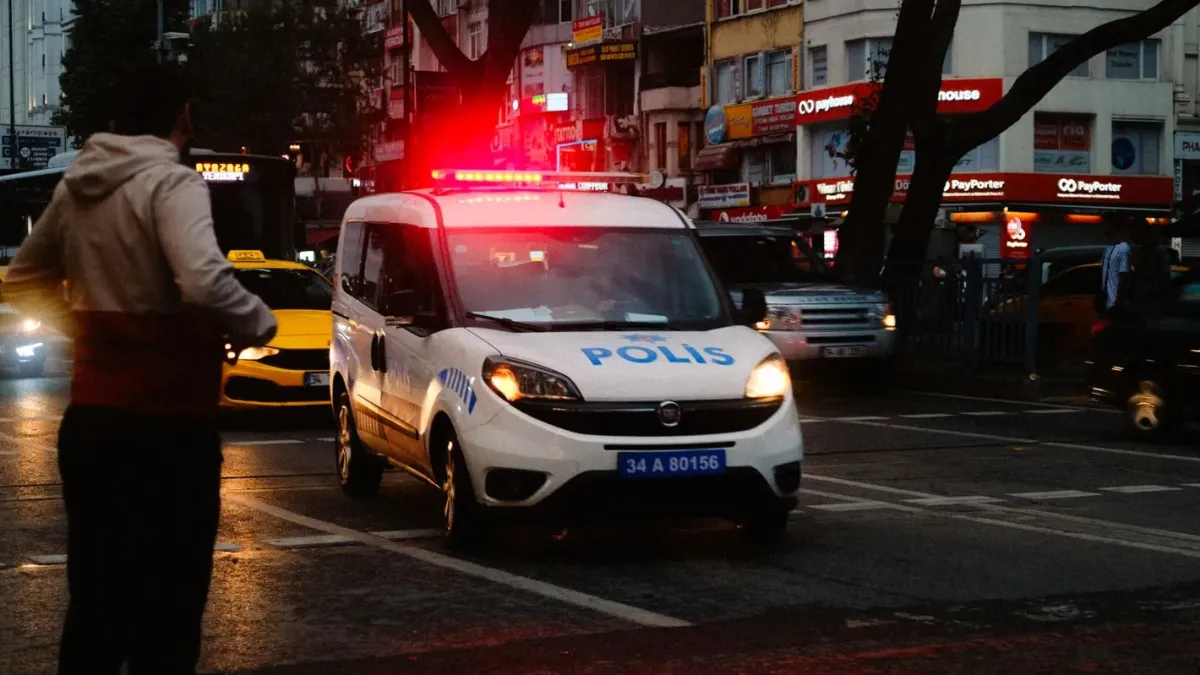 Автобус с полски туристи се преобърна в Анталия, 12 души са ранени