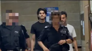 Златарят Майския и синът му остават в ареста след акцията в "Столипиново"