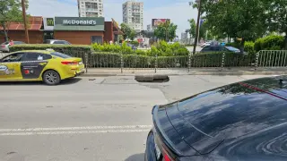 Пропадна улично платно на бул. „Александър Малинов“ в София