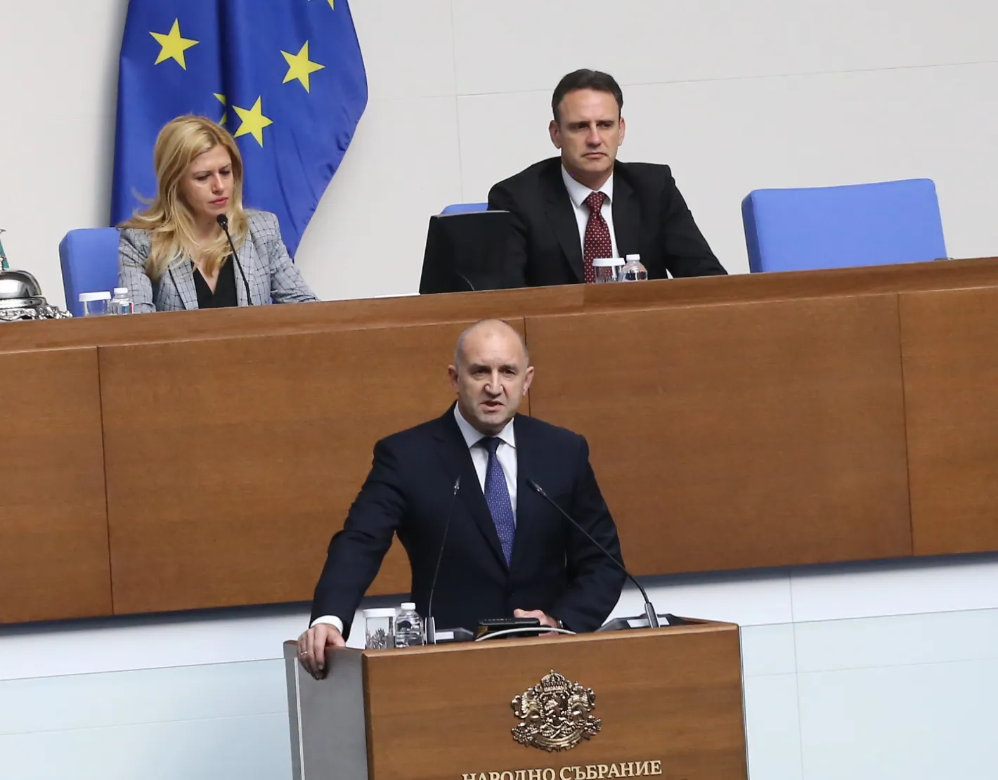 Радев: Зеленски отново предложи да купи реакторите на „Белене“