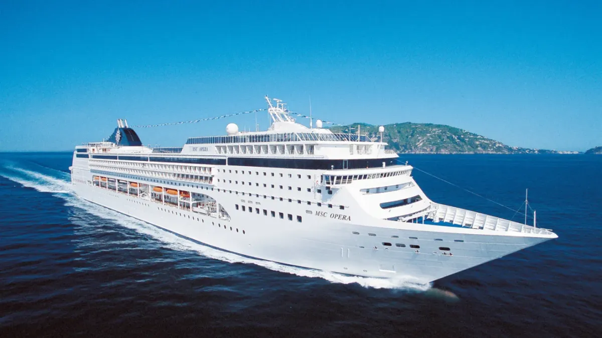 Норовирус зарази над 120 пътници и членове на екипажа на круизен кораб на Princess Cruises