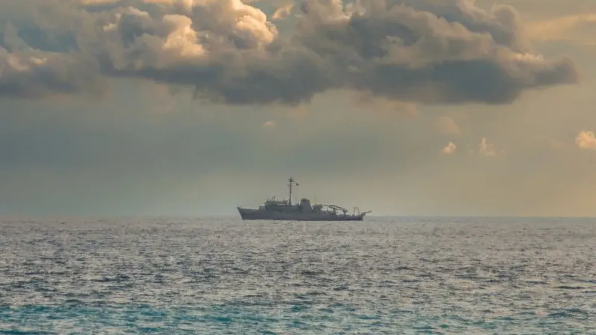 Търговски кораб бе атакуван в Червено море край Йемен