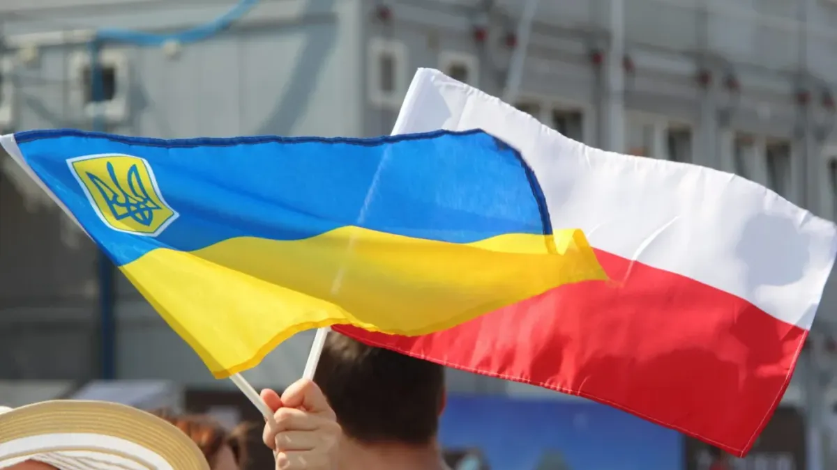 Полша ще разсекрети военната помощ за Украйна след обвинения за тайни доставки на ракети