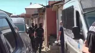 След съседския сблъсък в Асеновград: Седем души са задържани, откриха и коктейли „Молотов“