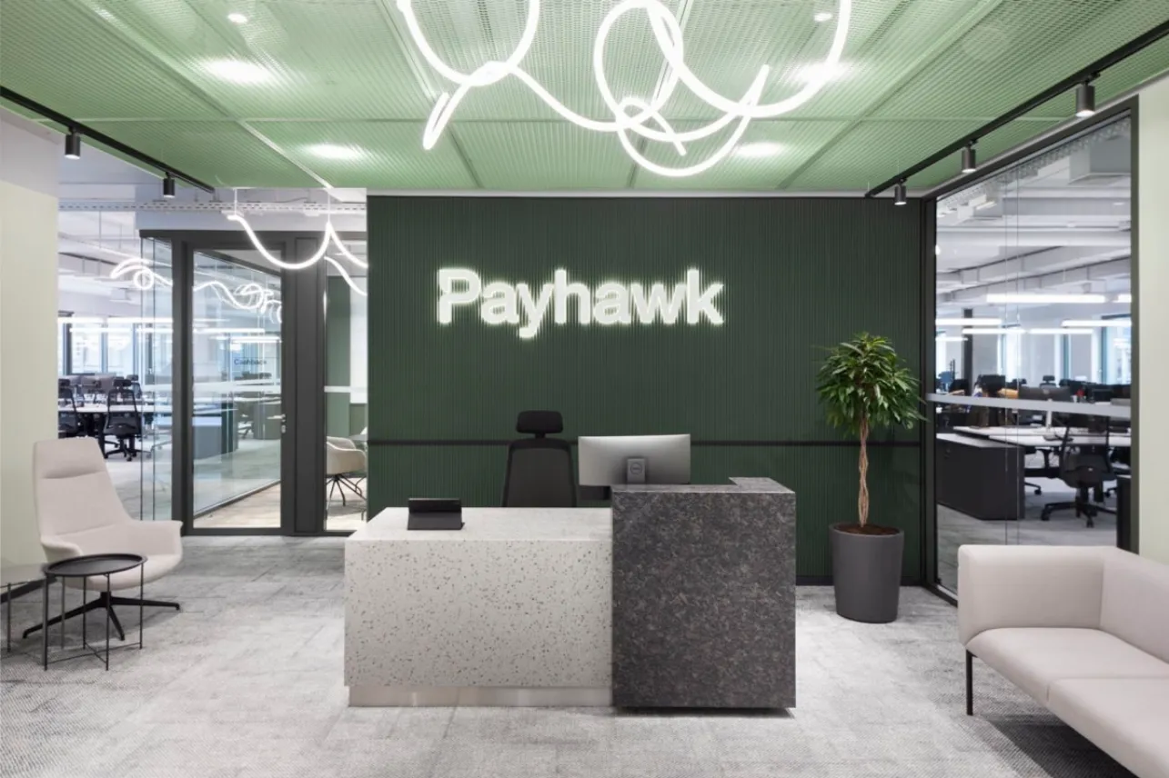 Българският еднорог Payhawk стана „кентавър“ с над 100 млн. долара приходи