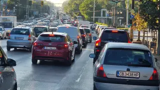 Шофьор влезе в насрещното на люлинското кръгово в София