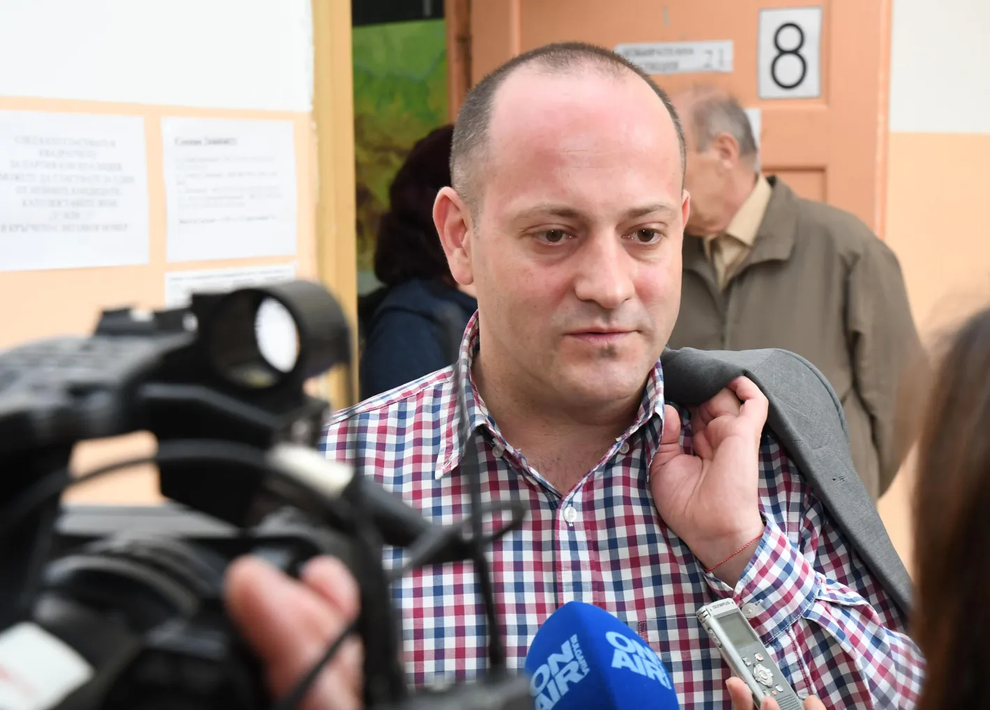 Радан Кънев отново е лидер на ДСБ