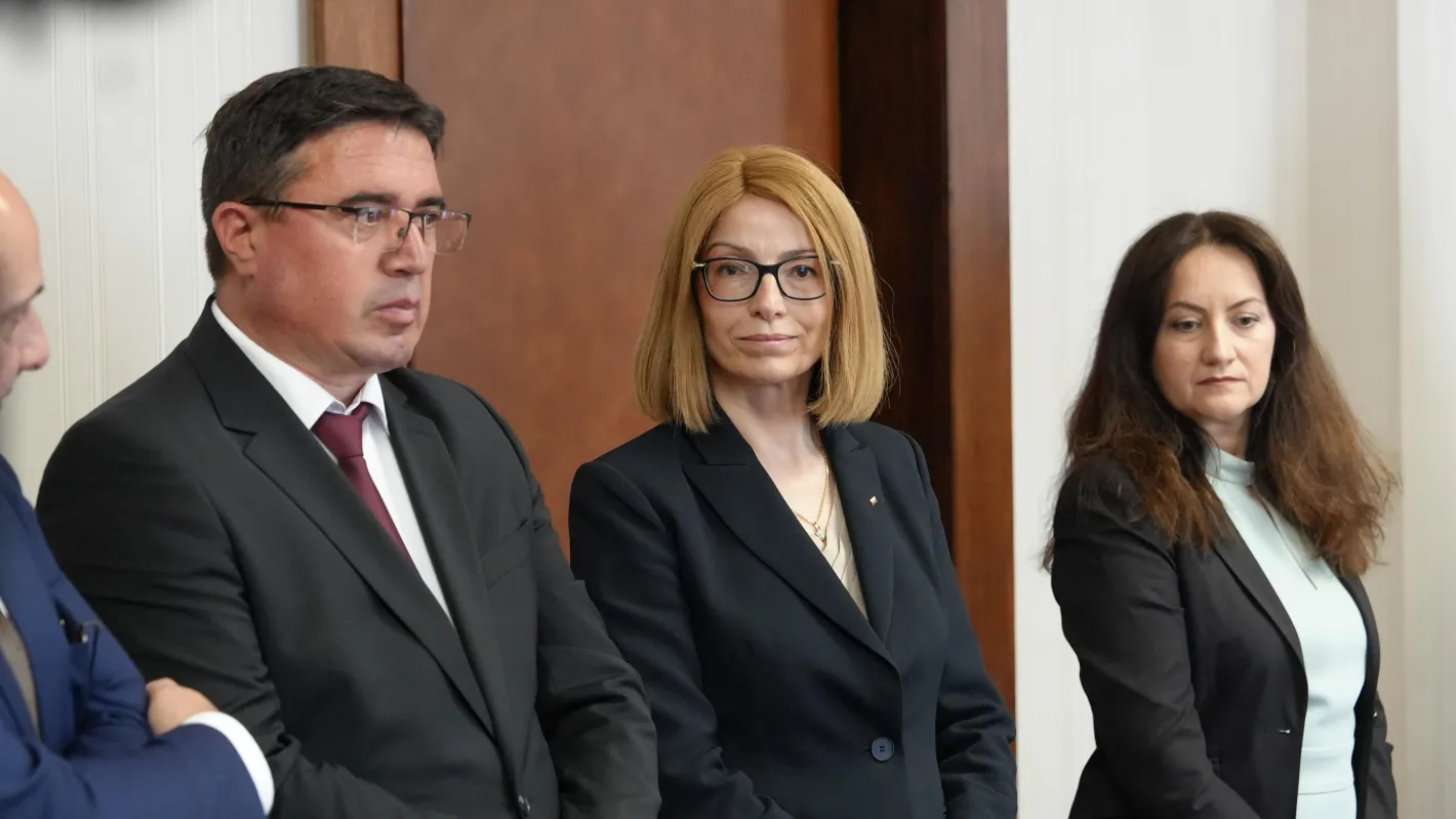 Вяра Тодева с извънредно решение и оставка от Изпълнителния съвет на „Продължаваме промяната“