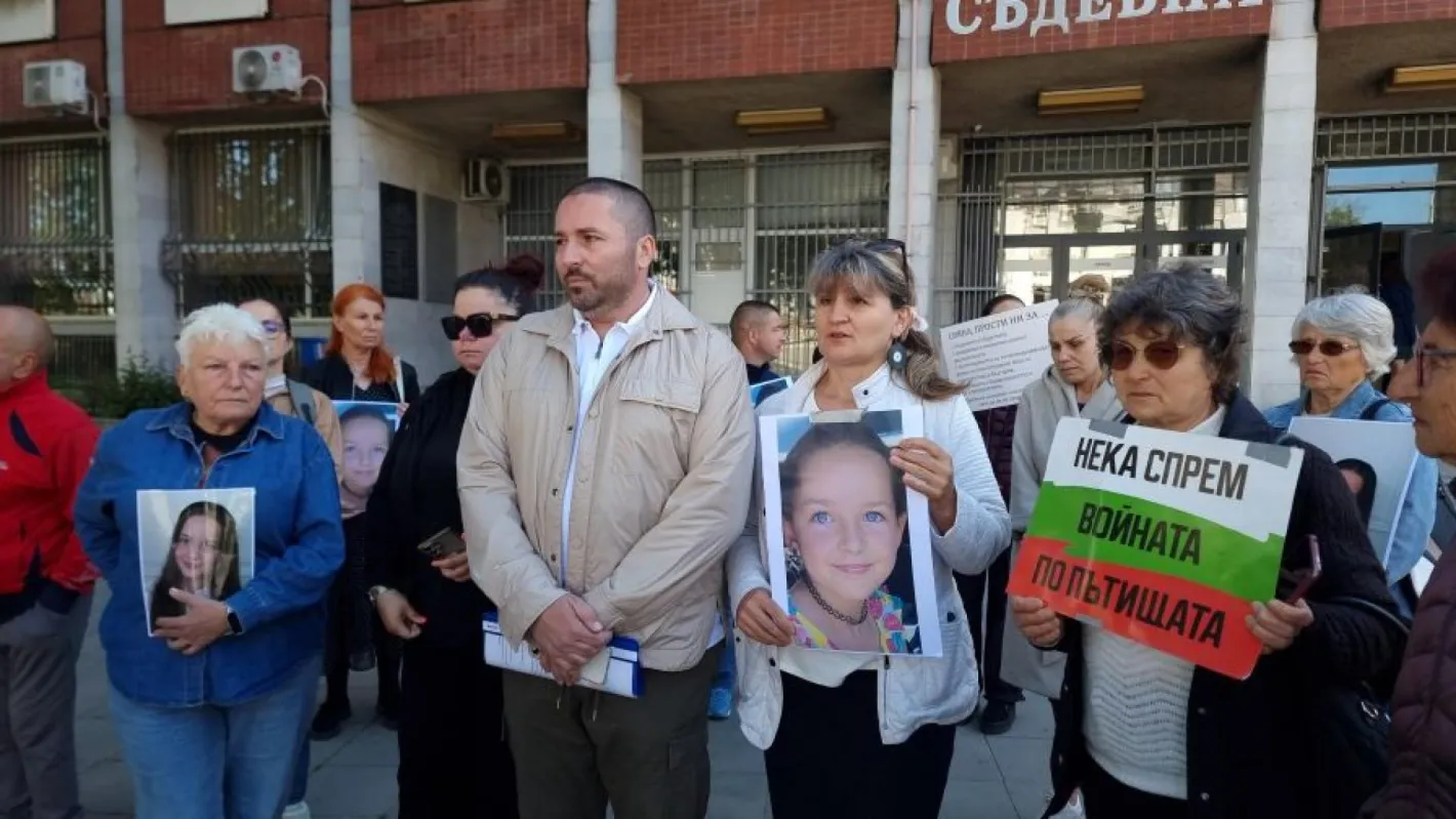 Отложиха делото "Сияна" за септември