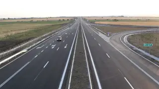 Камион горя на АМ „Тракия“ край Сливен