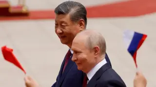 WSJ: Китай започна да установява тайни връзки с елита на Москва - подготвя се за Русия без Путин